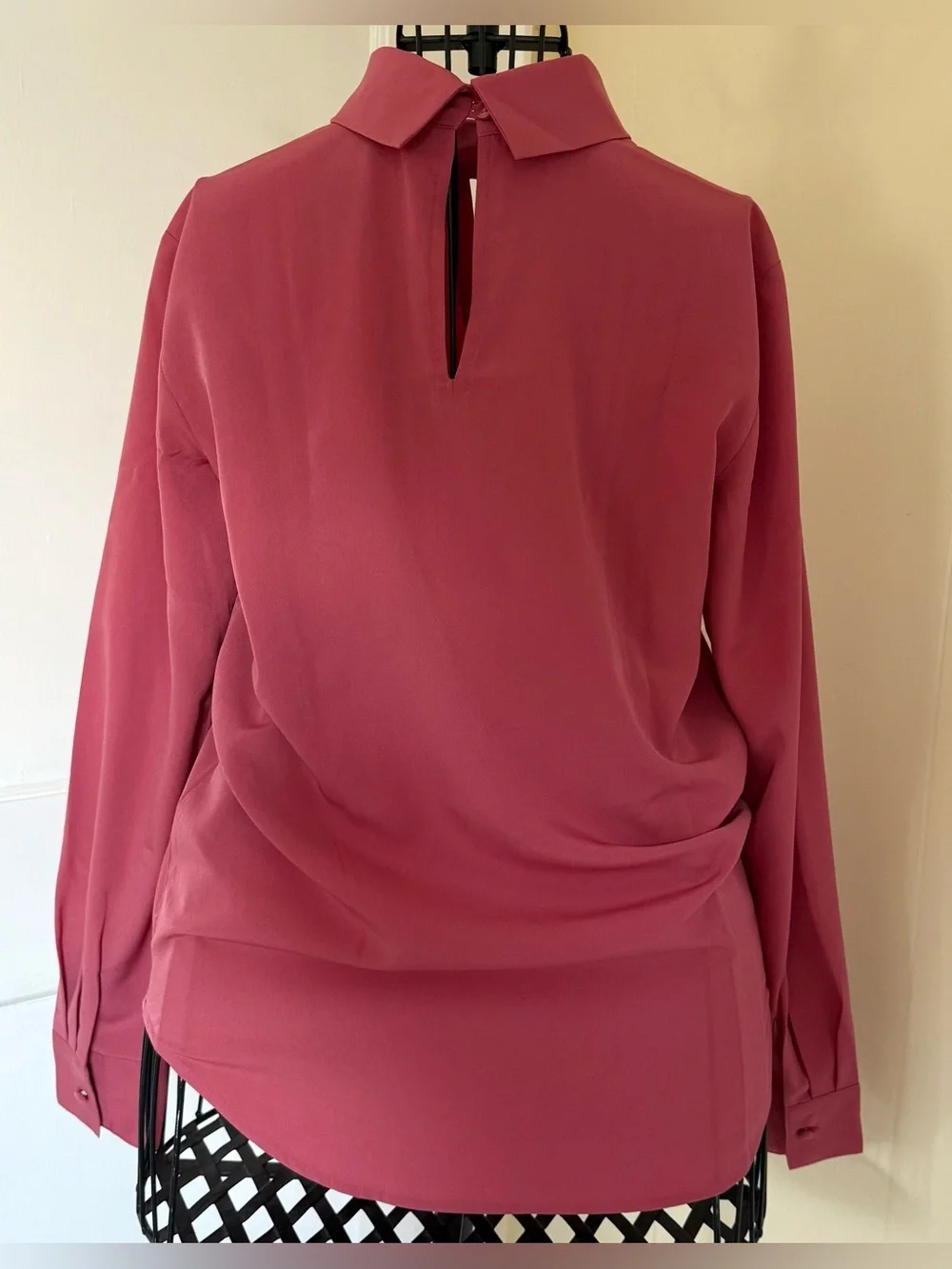Ann Taylor Mock Neck Keyhole Blouse Long Sleeve | Work Office Top Size XS NWT - Picture 4 of 6
